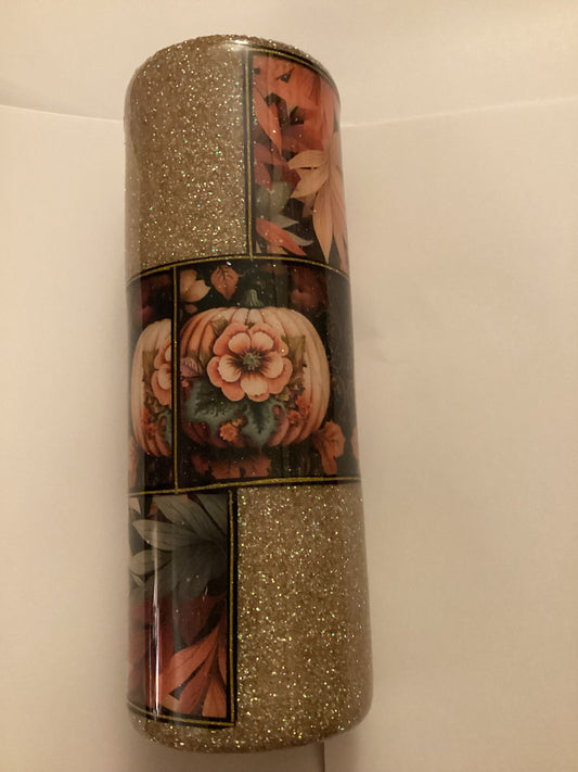 Fall design drinking tumbler